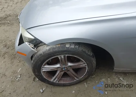 2015 BMW 320I из США, поврежденный, VIN WBA3B1C50FK140788